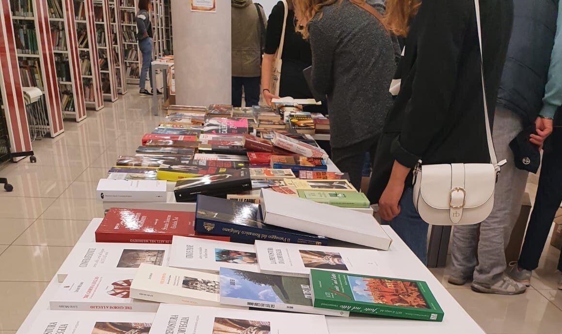 Mercatino dei libri in Biblioteca - Asti