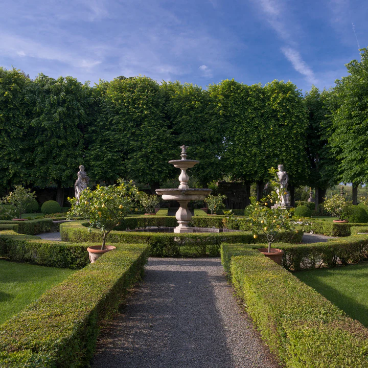 Visite guidate ai Giardini del Castello di Canelli - Canelli