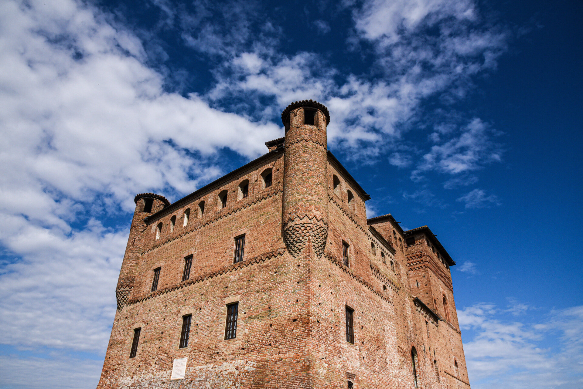 Grinzane Castello Di Grinzane Cavour Marcobadiani